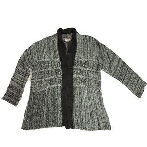 TanJay Black and White Cardigan 2X